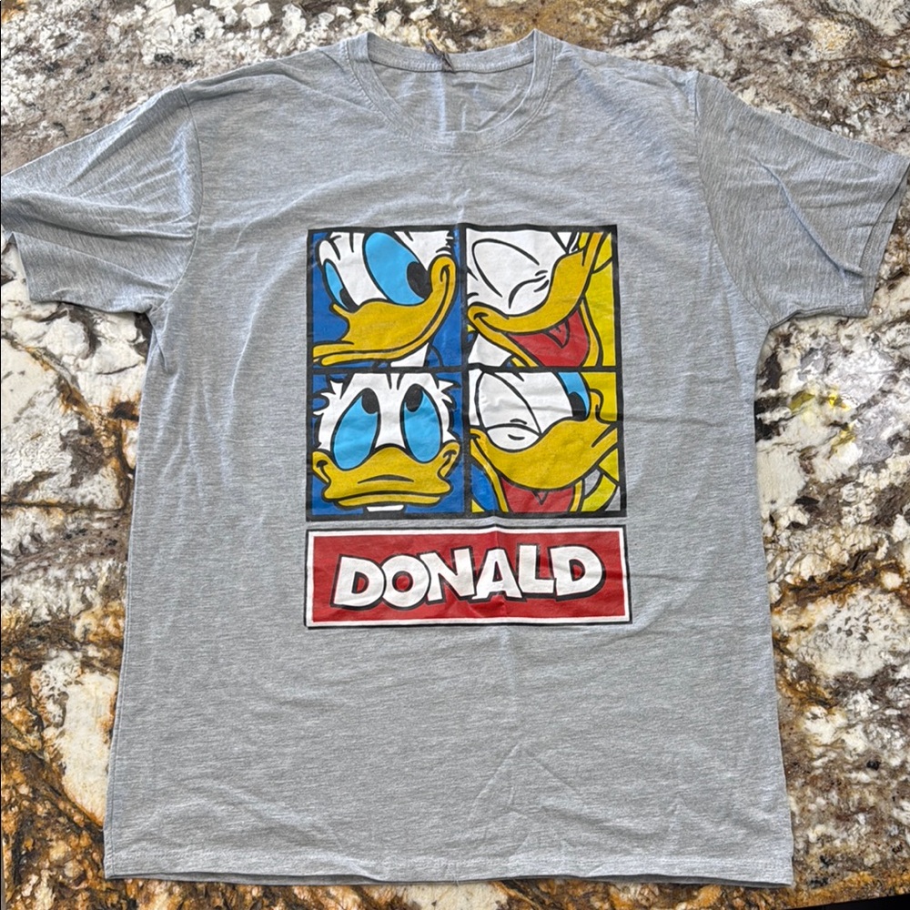 Vintage Gray Donald Duck Graphic T-Shirt